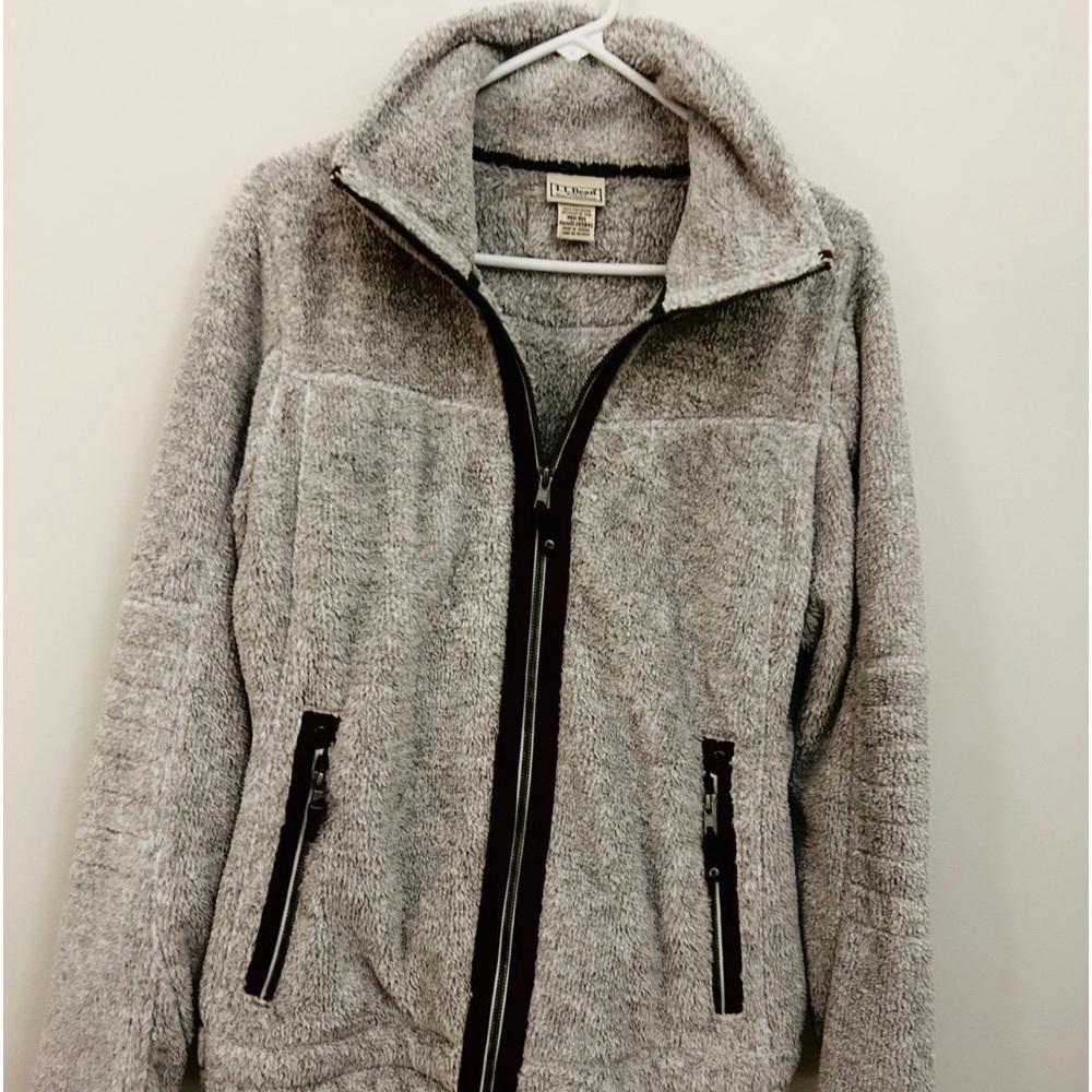 LL Bean size med,soft, fuzzy jacket is incredibly comfortable. You will love it.